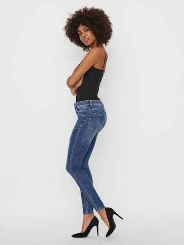 VERO MODA Skinny Jeans 'Lydia' in Blue