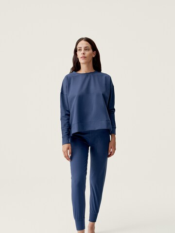 Born Living Yoga Sweatshirt 'Daba' in Blauw