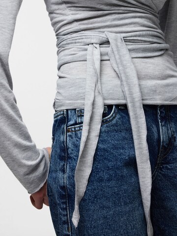 PIECES Top 'PCROYA' in Grey