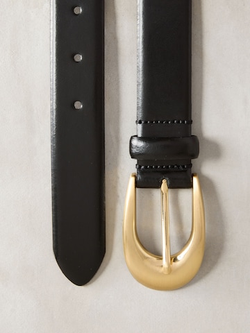 Next Belt in Black