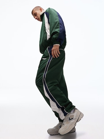 Bershka Zúžený strih Nohavice - Zelená