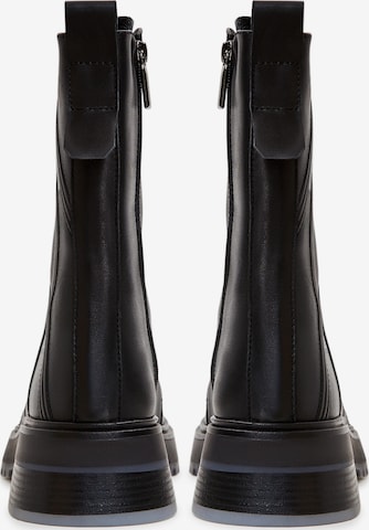 CESARE GASPARI Ankle Boots in Schwarz