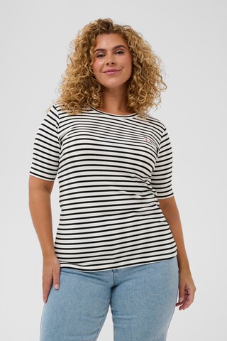 T-shirt 'Lia' KAFFE CURVE en blanc : devant