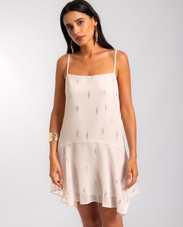 THE-ARE - Vestido en blanco: frente