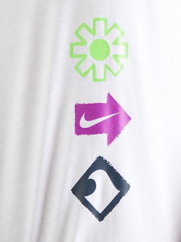 Nike Sportswear Футболка в Белый