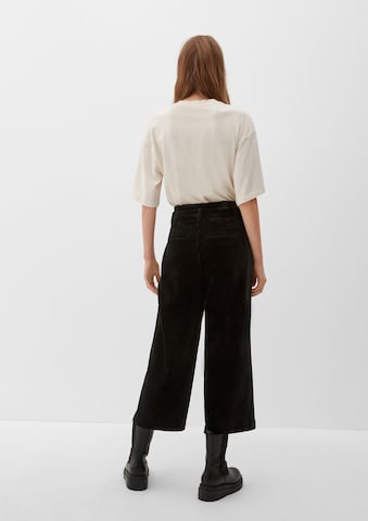 Wide leg Pantaloni de la s.Oliver pe negru