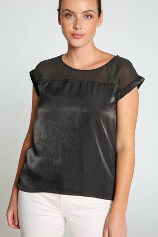 Cassis T-Shirt in Grün: Vorderseite