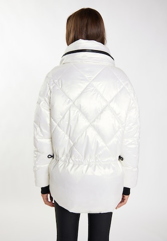 Veste d’hiver 'Imane' faina en blanc