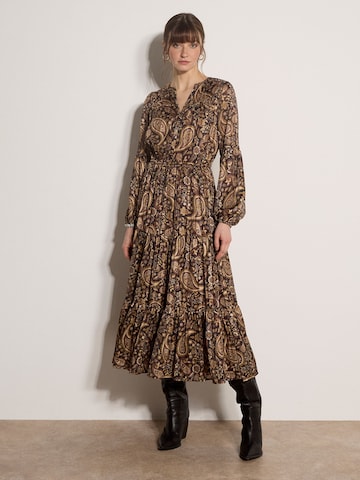 Apricot Dress ' ' in Black: front