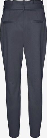 VERO MODA Tapered Pleat-front trousers 'LUCCA' in Blue