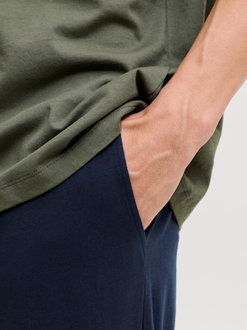 Pijama lungă 'JACEVEREST' de la JACK & JONES pe albastru