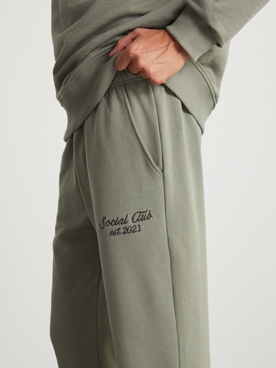 Grimelange Облекло за бягане в тръстиково зелено, Преглед на продукта