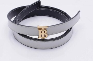 BURBERRY Belt in M in Black: front