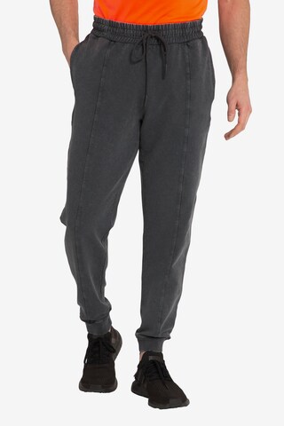 Effilé Pantalon de sport JAY-PI en gris : devant