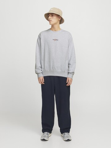 JACK & JONES Sweatshirt ' JJEChange' in Grau