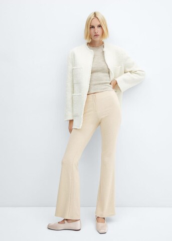 Bootcut Pantalon 'Demi' MANGO en blanc