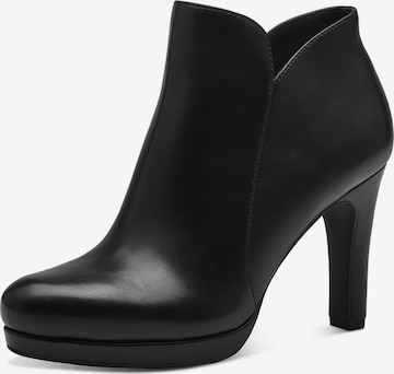 TAMARIS حذاء للكاحل بلون أسود: الأمام