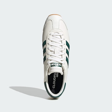 ADIDAS SPORTSWEAR Ниски маратонки 'Runvista' в бяло