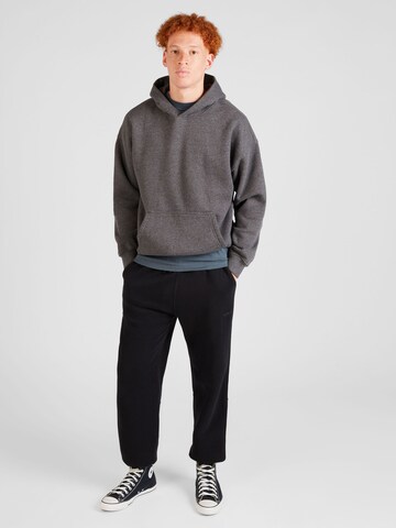 Abercrombie & Fitch Tapered Trousers in Black