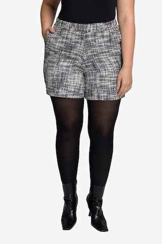 Ulla Popken Regular Shorts in Grau: predná strana