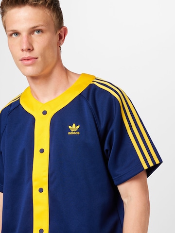 mėlyna ADIDAS ORIGINALS Standartinis modelis Marškiniai 'Adicolor Classics+'