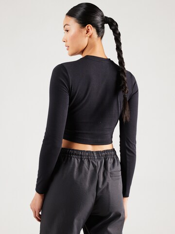 Nike Sportswear Shirt in Black