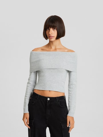 Bershka Sweater in Grey: front