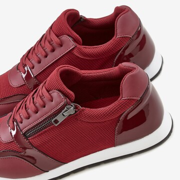 LASCANA Sneakers in Red