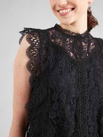 QS Blouse in Black