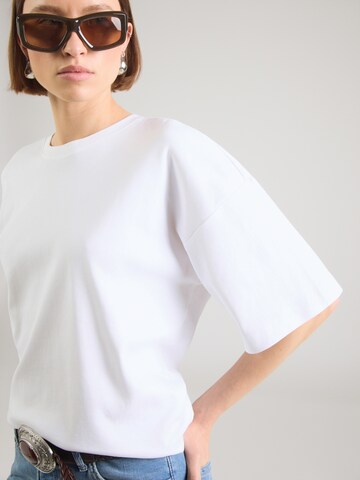 s.Oliver Тениска в бяло