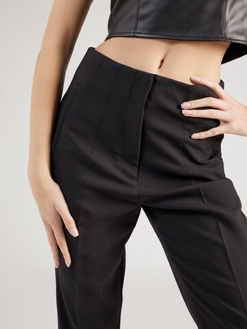 ZABAIONE Regular Pleated Pants 'Jade' in Black