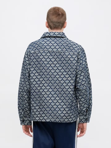 ADIDAS ORIGINALS Regular Fit Overgangsjakke i blå