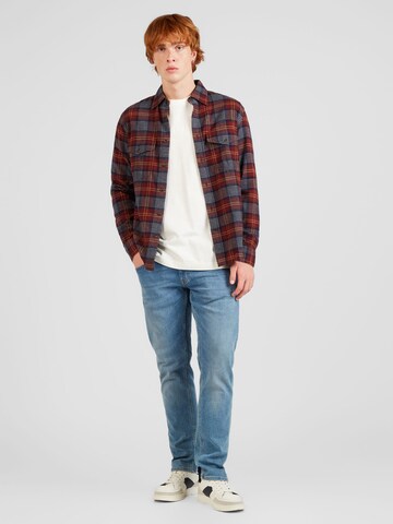 Banana Republic - Ajuste regular Camisa en rojo