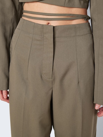 Noisy may Loose fit Pleated Pants 'Thea' in Green