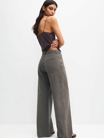 Pull&Bear Wide leg Broek in Grijs