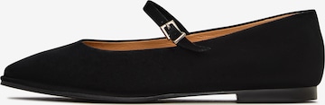 CESARE GASPARI Strap ballerina in Black: front