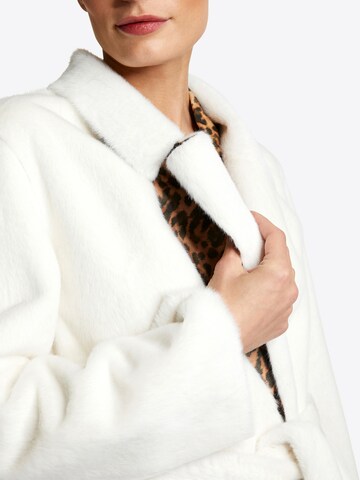 Rich & Royal Between-Seasons Coat in White