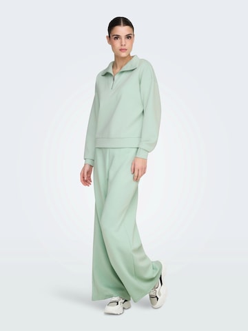 ONLY PLAY Bő szár Sportnadrágok 'ONPLounhe' - zöld