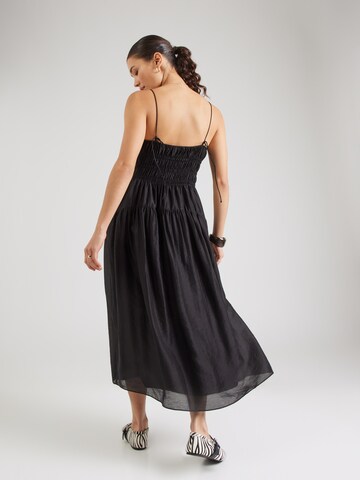 Robe & Other Stories en noir