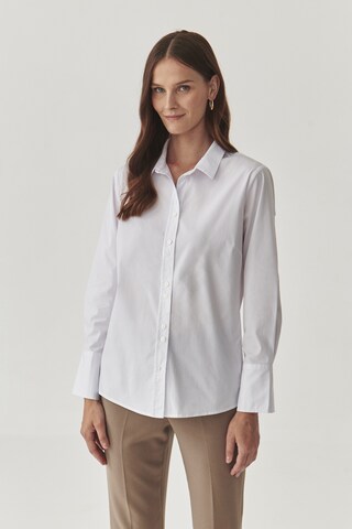 TATUUM - Blusa en blanco: frente