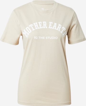 92 The Studio T-Shirt in Grau: predná strana