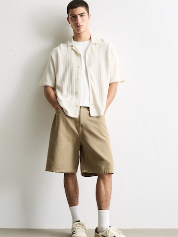 Pull&Bear Comfort fit Button Up Shirt in White