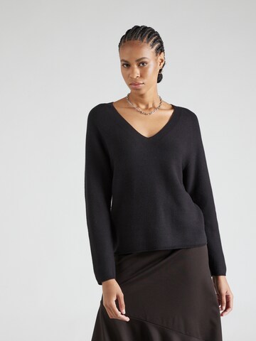 s.Oliver Sweater in Black: front