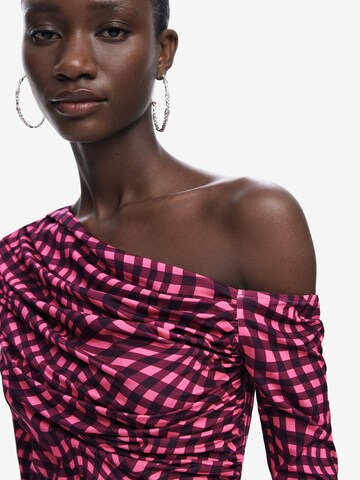 Desigual T-shirt i röd