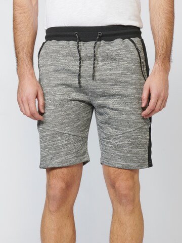 KOROSHI Regular Shorts in Grau