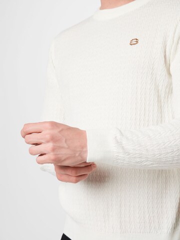 Pullover di BURTON MENSWEAR LONDON in bianco