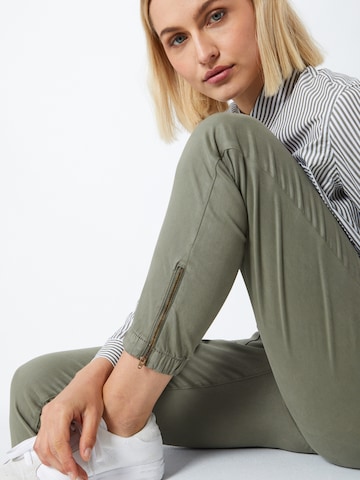 American Eagle Skinny Broek in Groen