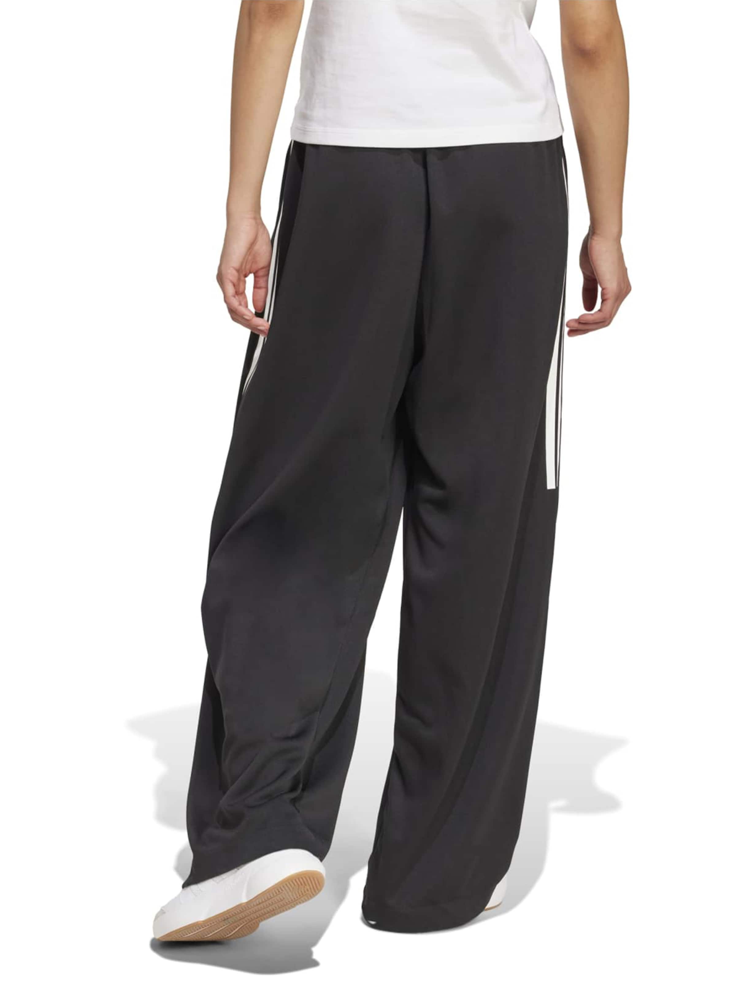 Loosefit Pantaloni sportivi 'TIRO' di ADIDAS SPORTSWEAR in nero