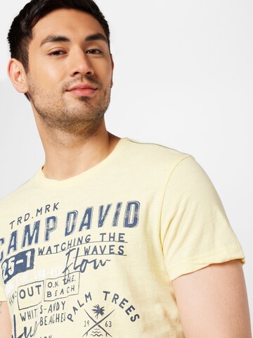 T-Shirt CAMP DAVID en jaune