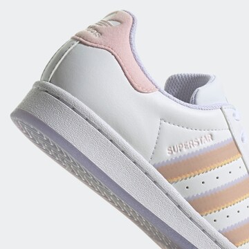 ADIDAS ORIGINALS - Sapatilhas 'Superstar' em branco